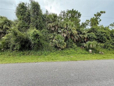 Looking for that perfect piece of land to build your slice of on Bobcat Trail Golf Club in Florida - for sale on GolfHomes.com, golf home, golf lot