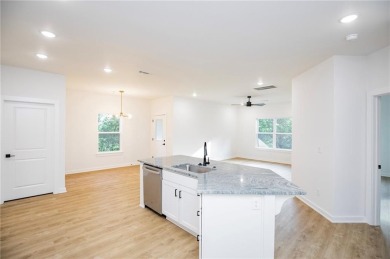 $5,000 Buyer Incentive! Come enjoy Bella Vista and all it has to on Bella Vista - Metfield Golf Complex and Country Club in Arkansas - for sale on GolfHomes.com, golf home, golf lot