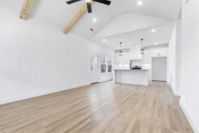Discover this stunning new cons't craftsman style home located on Bella Vista Country Club - Highlands in Arkansas - for sale on GolfHomes.com, golf home, golf lot
