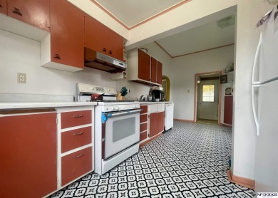 Hope R Benne, C: , hopebennerealtor,   - This 2-bedroom, 1-bath on Oakland Golf Club in Nebraska - for sale on GolfHomes.com, golf home, golf lot