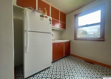 Hope R Benne, C: , hopebennerealtor,   - This 2-bedroom, 1-bath on Oakland Golf Club in Nebraska - for sale on GolfHomes.com, golf home, golf lot