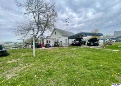 Hope R Benne, C: , hopebennerealtor,   - This 2-bedroom, 1-bath on Oakland Golf Club in Nebraska - for sale on GolfHomes.com, golf home, golf lot