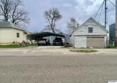 Hope R Benne, C: , hopebennerealtor,   - This 2-bedroom, 1-bath on Oakland Golf Club in Nebraska - for sale on GolfHomes.com, golf home, golf lot