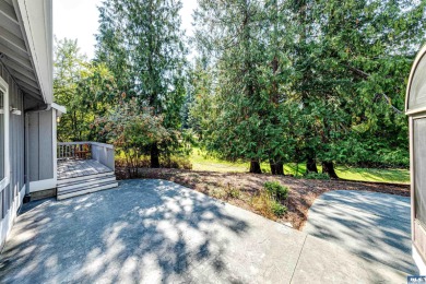 Gorgeous one level home in Sunland on the golf course with a on SunLand Golf and Country Club in Washington - for sale on GolfHomes.com, golf home, golf lot