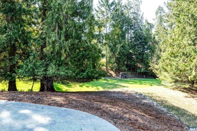 Gorgeous one level home in Sunland on the golf course with a on SunLand Golf and Country Club in Washington - for sale on GolfHomes.com, golf home, golf lot