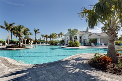 Under contract-accepting backup offers. Discover relaxed on Boca Royale Golf and Country Club in Florida - for sale on GolfHomes.com, golf home, golf lot