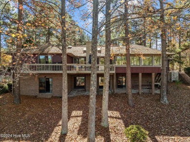 Beautifully renovated custom built golf front home with 1550 on Seven Lakes Country Club in North Carolina - for sale on GolfHomes.com, golf home, golf lot