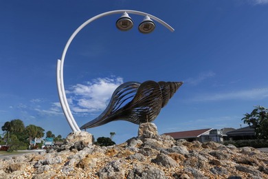 Under contract-accepting backup offers. Discover relaxed on Boca Royale Golf and Country Club in Florida - for sale on GolfHomes.com, golf home, golf lot