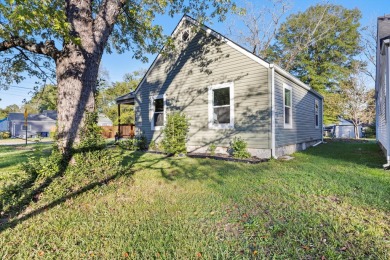 OPEN HOUSE TODAY SUNDAY NOV 24: 2-4 PM **New:  Roof, gutters on Brainerd Golf Course in Tennessee - for sale on GolfHomes.com, golf home, golf lot