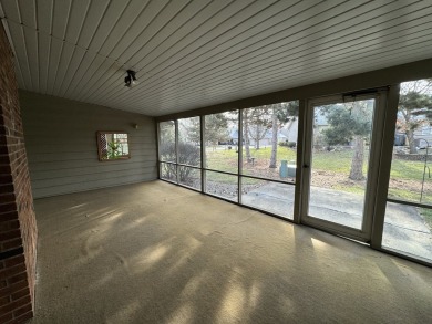 Located in the desirable Fairway Oaks Villas, this 2-bedroom, 2 on Buena Vista Golf Course in Illinois - for sale on GolfHomes.com, golf home, golf lot