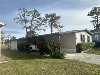 Beautiful 2 bedroom / 2-bathroom cozy home on the 18th tee box! on Lake Fairways Country Club in Florida - for sale on GolfHomes.com, golf home, golf lot