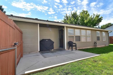 You will love this beautifully updated single-level family home on Lakeview Golf Club in Idaho - for sale on GolfHomes.com, golf home, golf lot