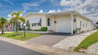 Charming 2-Bedroom, 2-Bath Manufactured, Garage Home in Horizon on Six Lakes Country Club in Florida - for sale on GolfHomes.com, golf home, golf lot