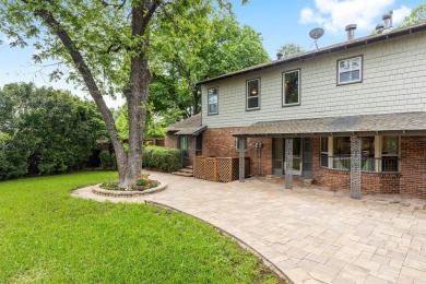 Welcome to your dream home in the heart of Stevens Park. This on Stevens Park Golf Course in Texas - for sale on GolfHomes.com, golf home, golf lot
