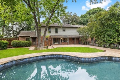 Welcome to your dream home in the heart of Stevens Park. This on Stevens Park Golf Course in Texas - for sale on GolfHomes.com, golf home, golf lot