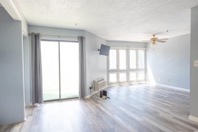 This NMB Golf and Tennis extra-large efficiency is an affordable on Possum Trot Golf Course in South Carolina - for sale on GolfHomes.com, golf home, golf lot