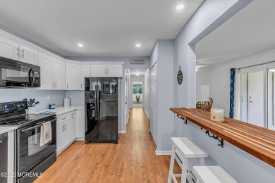 Popular 1st Floor, updated Terrace 200 model.  Light, bright and on Shadow Lake Village in New Jersey - for sale on GolfHomes.com, golf home, golf lot
