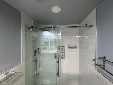 2/2 CONDOMINIUM FOR SALE IN DESIRABLE VERY ACTIVE COMMUNITY AT on Oriole Golf and Tennis Club in Florida - for sale on GolfHomes.com, golf home, golf lot
