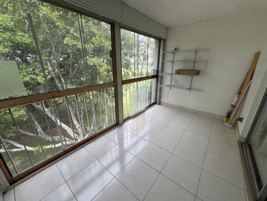 2/2 CONDOMINIUM FOR SALE IN DESIRABLE VERY ACTIVE COMMUNITY AT on Oriole Golf and Tennis Club in Florida - for sale on GolfHomes.com, golf home, golf lot