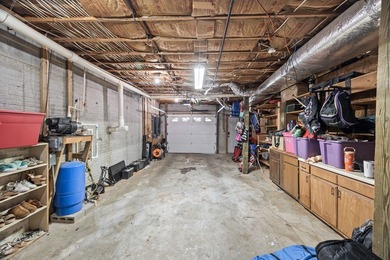 Beautiful brick home on 6 acres in Livingston, TN. Built in 1989 on Hidden Valley Golf and Country Club in Tennessee - for sale on GolfHomes.com, golf home, golf lot