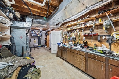 Beautiful brick home on 6 acres in Livingston, TN. Built in 1989 on Hidden Valley Golf and Country Club in Tennessee - for sale on GolfHomes.com, golf home, golf lot