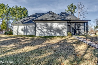 This is the ONE!!!  Well maintained 4bd/3bath in desirable on Lake Caroline Golf Club in Mississippi - for sale on GolfHomes.com, golf home, golf lot