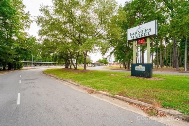 Meticulously maintained 2023 townhome in the highly desirable on Renaissance Park Golf Course in North Carolina - for sale on GolfHomes.com, golf home, golf lot