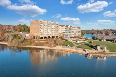 Welcome to Unit 212 in The Pointe at Mariners Landing on Mariners Landing Golf and Country Club in Virginia - for sale on GolfHomes.com, golf home, golf lot