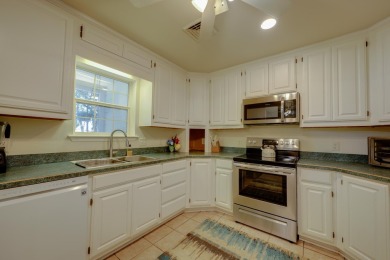 Beautiful 4BR, 3.5 Bath home near Patricia Island -NO HOA, but on Patricia Island Golf Club in Oklahoma - for sale on GolfHomes.com, golf home, golf lot