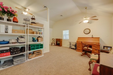 Beautiful 4BR, 3.5 Bath home near Patricia Island -NO HOA, but on Patricia Island Golf Club in Oklahoma - for sale on GolfHomes.com, golf home, golf lot