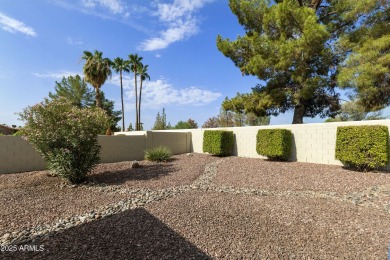 Immaculately maintained 2BR, 2BA Solano model with a bonus den on Ironwood Golf Club in Arizona - for sale on GolfHomes.com, golf home, golf lot