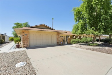 This well-maintained Gemini Twin in Sun City West offers a on Pebblebrook Golf Course in Arizona - for sale on GolfHomes.com, golf home, golf lot