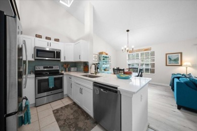 Peaceful 2BR/2BA Condo in The Links at Haile Plantation

 on Haile Plantation Golf and Country Club in Florida - for sale on GolfHomes.com, golf home, golf lot