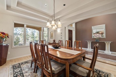 SPACIOUS HOME WITH COMFORTABLE LIVING SPACES AT THE RUNNING Y on Running Y Ranch Resort in Oregon - for sale on GolfHomes.com, golf home, golf lot