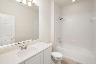 Popular half duplex in the Villas of Heritage Ranch. Beautiful on Heritage Ranch Golf and Country Club in Texas - for sale on GolfHomes.com, golf home, golf lot