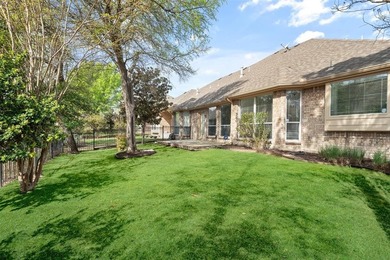 Popular half duplex in the Villas of Heritage Ranch. Beautiful on Heritage Ranch Golf and Country Club in Texas - for sale on GolfHomes.com, golf home, golf lot