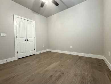This beautifully maintained one-owner home sits in a desirable on Pheasant Run in Oklahoma - for sale on GolfHomes.com, golf home, golf lot