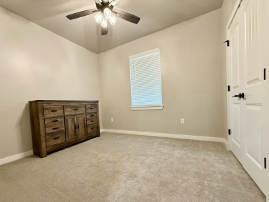 This beautifully maintained one-owner home sits in a desirable on Pheasant Run in Oklahoma - for sale on GolfHomes.com, golf home, golf lot