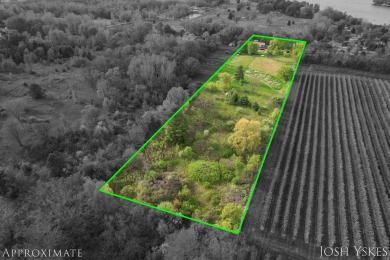 Beautiful acreage set up for horses! This lovely 3 bed, 1.5 bath on Grand Rapids Sparta Moose Golf Course in Michigan - for sale on GolfHomes.com, golf home, golf lot
