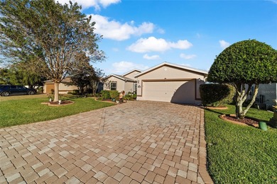 Now available in Summerglen, Ocala: a 2-bedroom, 2-bath home on Summerglen Country Club in Florida - for sale on GolfHomes.com, golf home, golf lot