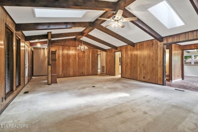 Nice ranch style home in a great location-within minutes of on Druid Hills Golf Club in Tennessee - for sale on GolfHomes.com, golf home, golf lot