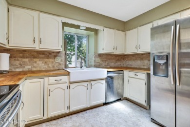 Nice ranch style home in a great location-within minutes of on Druid Hills Golf Club in Tennessee - for sale on GolfHomes.com, golf home, golf lot