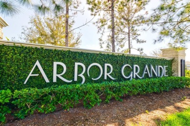 WELCOME TO THIS SOUGHT-AFTER SUMMERVILLE MODEL! This 3-bedroom on Esplanade Golf and Country at Lakewood Ranch in Florida - for sale on GolfHomes.com, golf home, golf lot