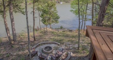 LAKE INNSBROOK!! Spectacular setting for this updated and on Innsbrook Resort Golf Course in Missouri - for sale on GolfHomes.com, golf home, golf lot