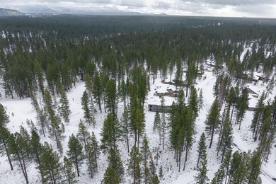 Build your dream home on this beautiful .51-acre homesite in the on Sunriver Caldera Springs Golf Course in Oregon - for sale on GolfHomes.com, golf home, golf lot