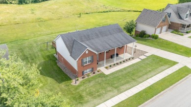 Gorgeous, Cozy, Well Loved, & Updated!  This 3 bed, 3 full bath on Battlefield Golf and Country Club in Kentucky - for sale on GolfHomes.com, golf home, golf lot
