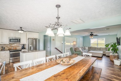 Gorgeous, Cozy, Well Loved, & Updated!  This 3 bed, 3 full bath on Battlefield Golf and Country Club in Kentucky - for sale on GolfHomes.com, golf home, golf lot