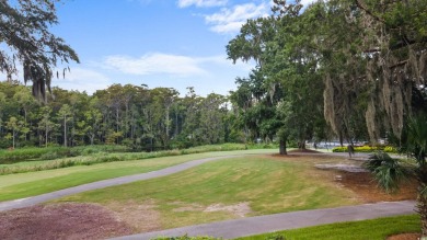SPECTACULAR VIEWS, RECENTLY RENOVATED AND AN AMAZING PRICE!!! on Wachesaw Plantation Club in South Carolina - for sale on GolfHomes.com, golf home, golf lot