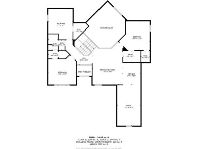 Expansive Corner lot residence features over 4100 sqft with 5 on Jim Boggs in Texas - for sale on GolfHomes.com, golf home, golf lot