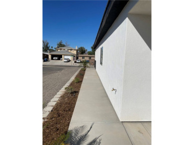 Stunning New Construction 3-bedroon 2- bath home on a large on Chaparral Golf and Country Club in Arizona - for sale on GolfHomes.com, golf home, golf lot